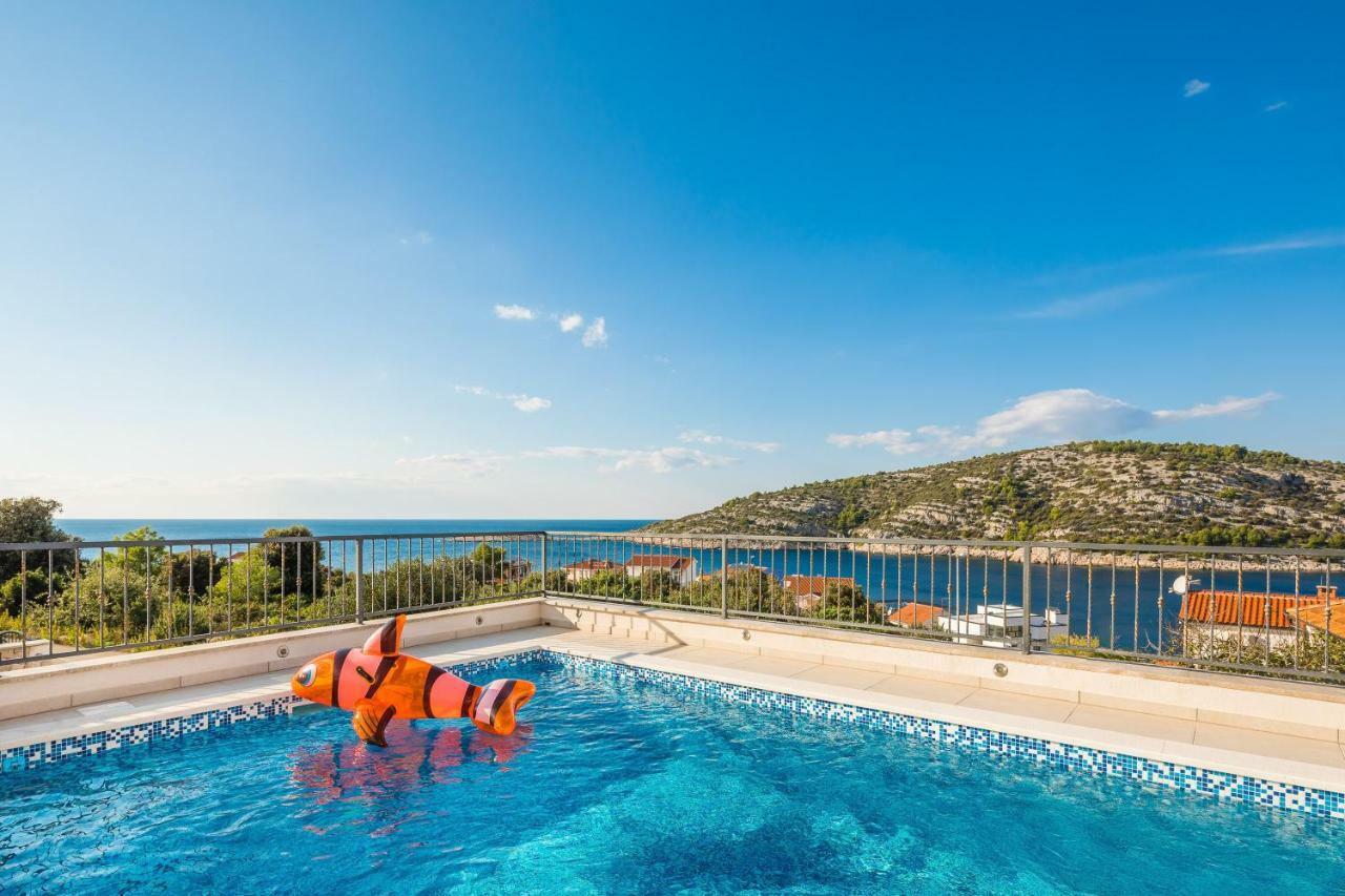 Villa Diomedes With The Sea View And The Pool Rogoznica  Ngoại thất bức ảnh